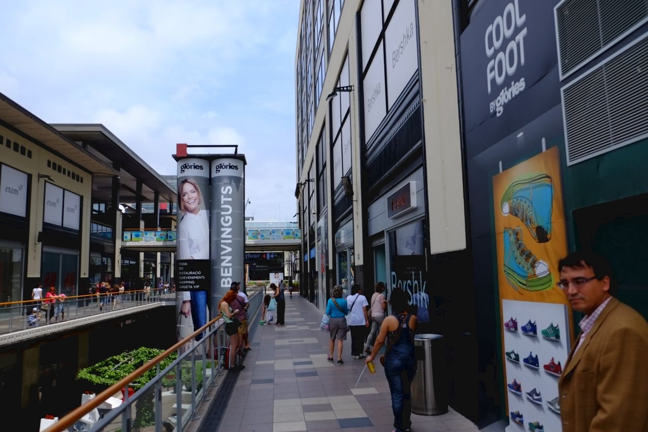 Self Photos / Files - 考察小组考察了西班牙各大商业中心城市 (2)